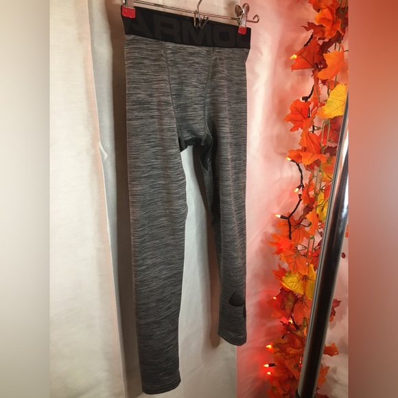 Under Armour | Boy’s Light Gray “GoldGear” Pants - Picture 3 of 9